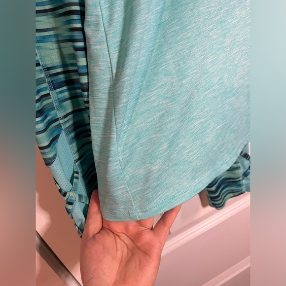 Champion 2 Piece Set Women’s TealCapri Leggings and Short Sleeve Top Size Large - Picture 12 of 15